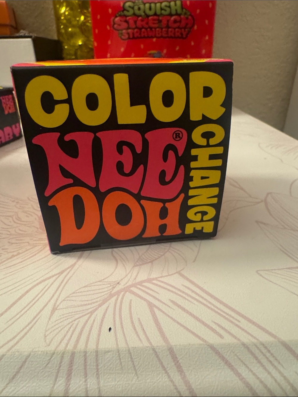 Color NEE Doh Change Kids Toy - Color-Changing Pink and Orange